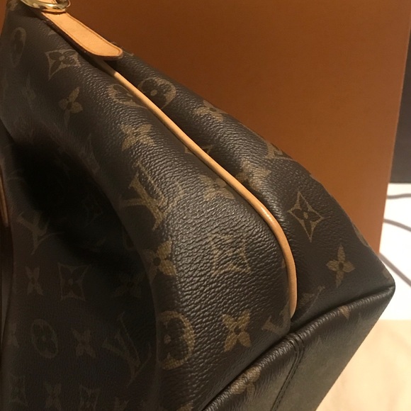 Louis Vuitton Turenne Mm Womens Handbag - Picture 6 of 8